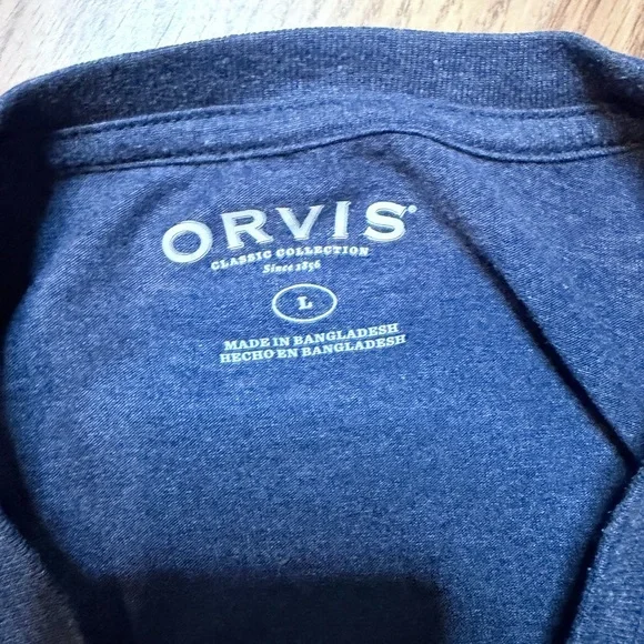 Orvis Navy T-Shirt with Vibrant Graphic - Picture 6 of 9